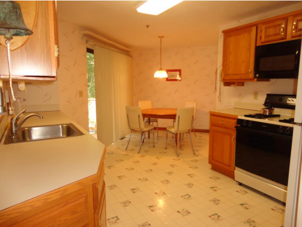 47 Ridgewood Drive, Unit 47 Atkinson, NH 03811 - Photo 11 of 32