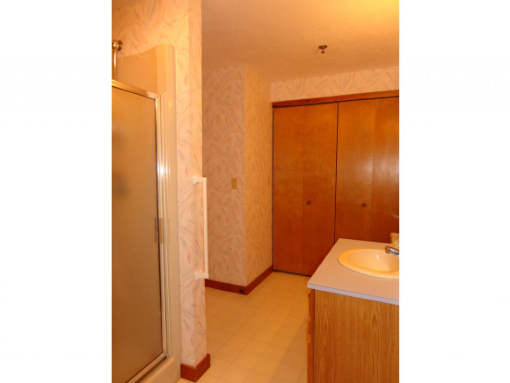 47 Ridgewood Drive, Unit 47 Atkinson, NH 03811 - Photo 18 of 32