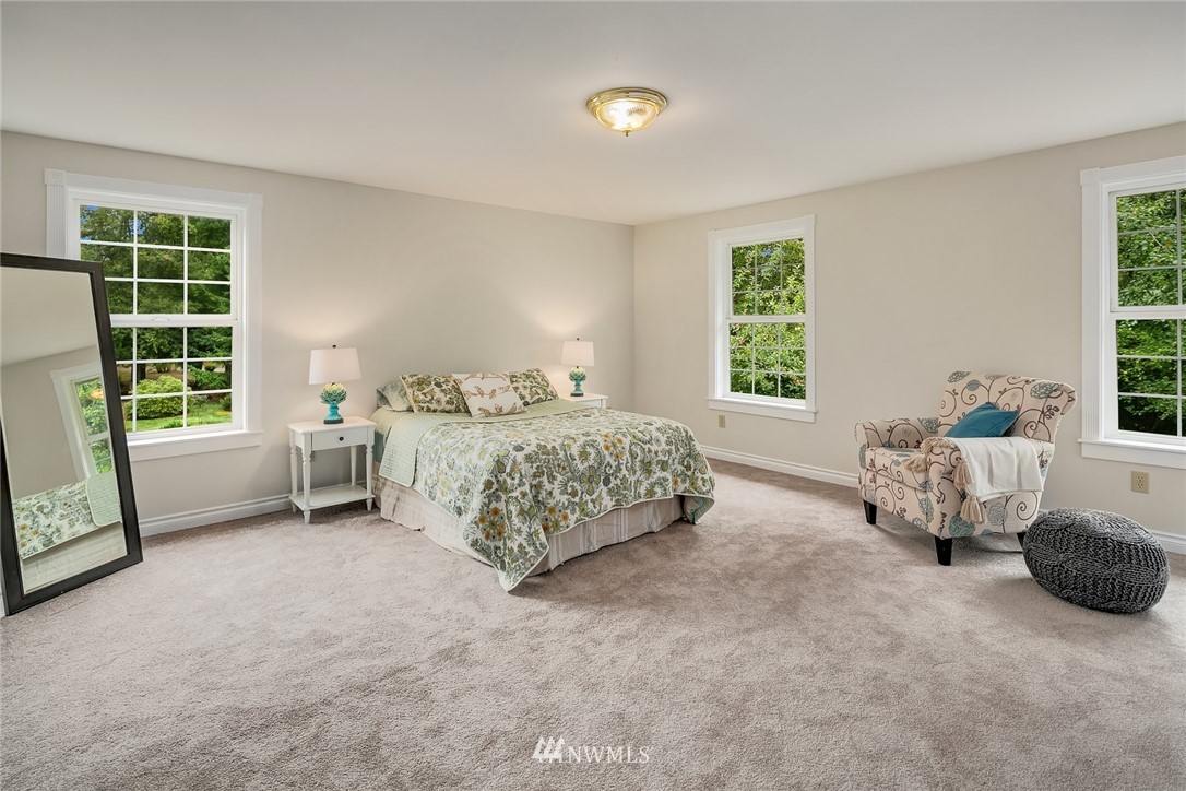 6109 Southwest Point Robinson Road Vashon, WA 98070 - Photo 14 of 25