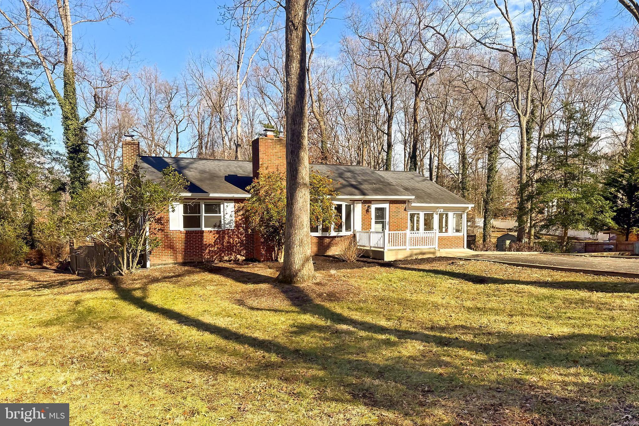 18319 Cabin Road Triangle, VA 22172 - Photo 2 of 43 Gallery Image 2