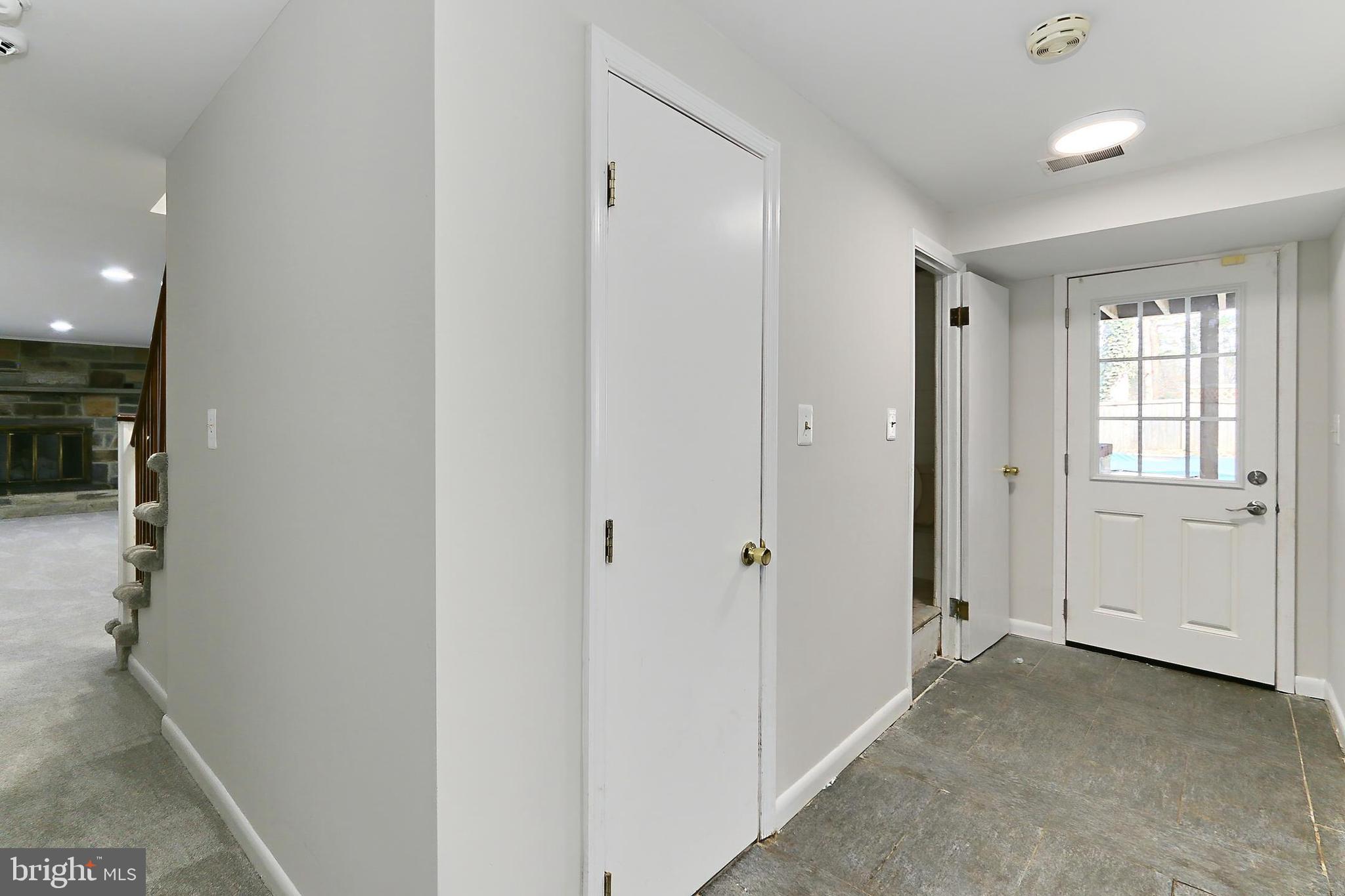 18319 Cabin Road Triangle, VA 22172 - Photo 28 of 43 Gallery Image 28