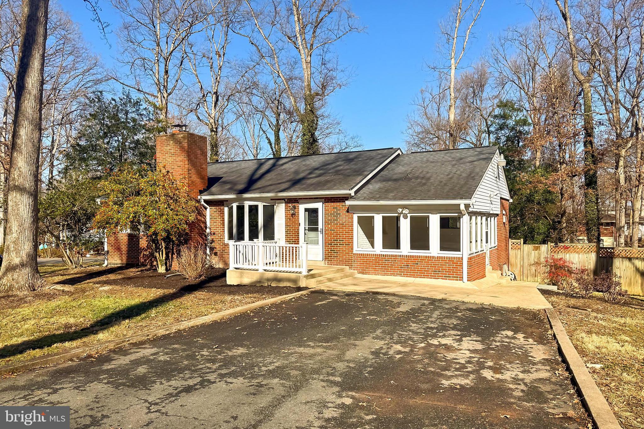 18319 Cabin Road Triangle, VA 22172 - Photo 3 of 43 Gallery Image 3
