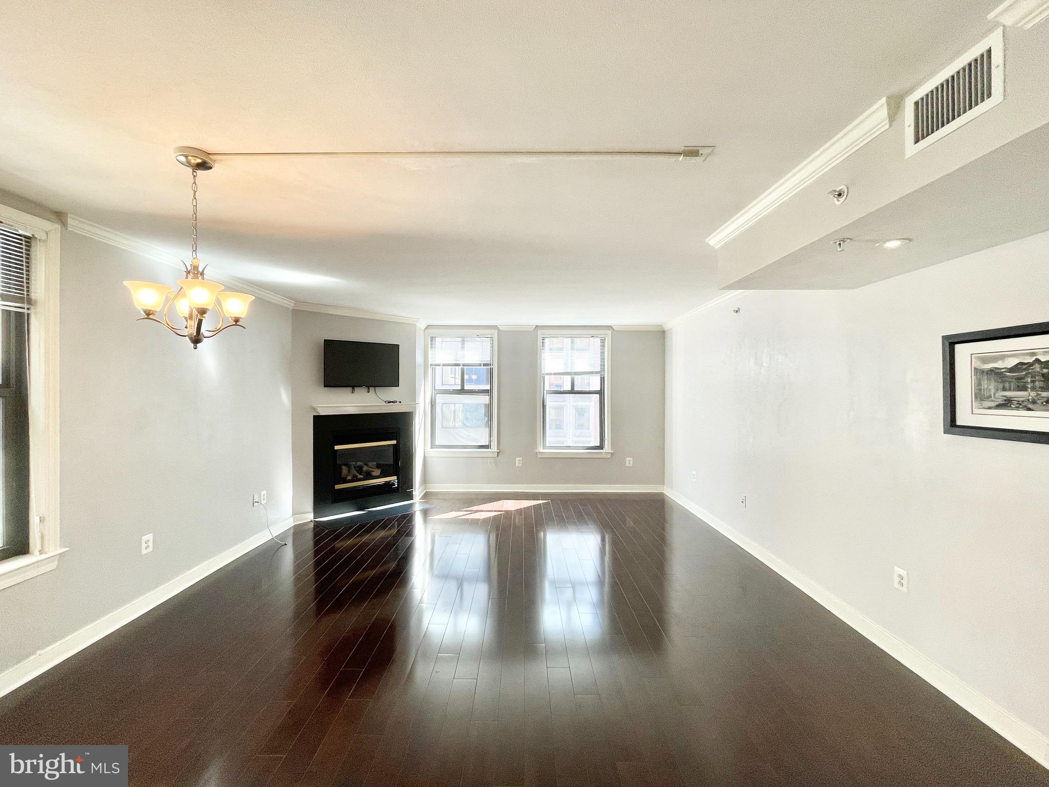 631 D Street Northwest, Unit 626 Washington, DC 20004 - Photo 5 of 19