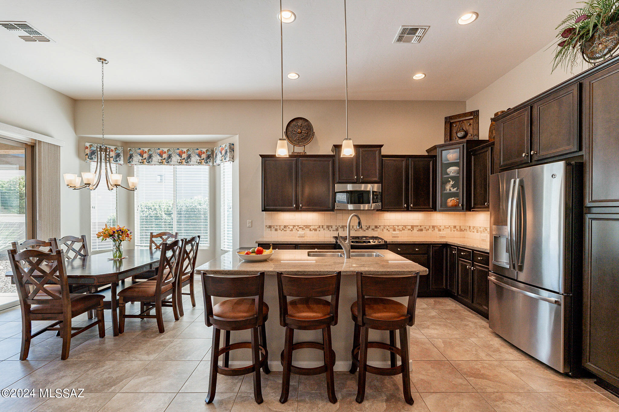 62688 East Border Rock Road Tucson, AZ 85739 - Photo 10 of 48 Gallery Image 10