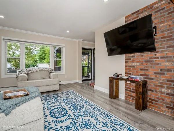 $485,000 | 8 Townsend Street, Beacon, NY 12508