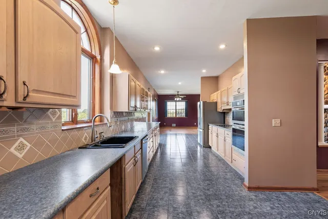 $450,000 | 6697 Nelson Road, Lincoln, NY 13032