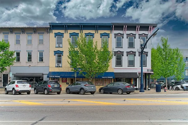$1,695 | 5 North Market Street, Unit 5 1/2, Troy, OH 45373