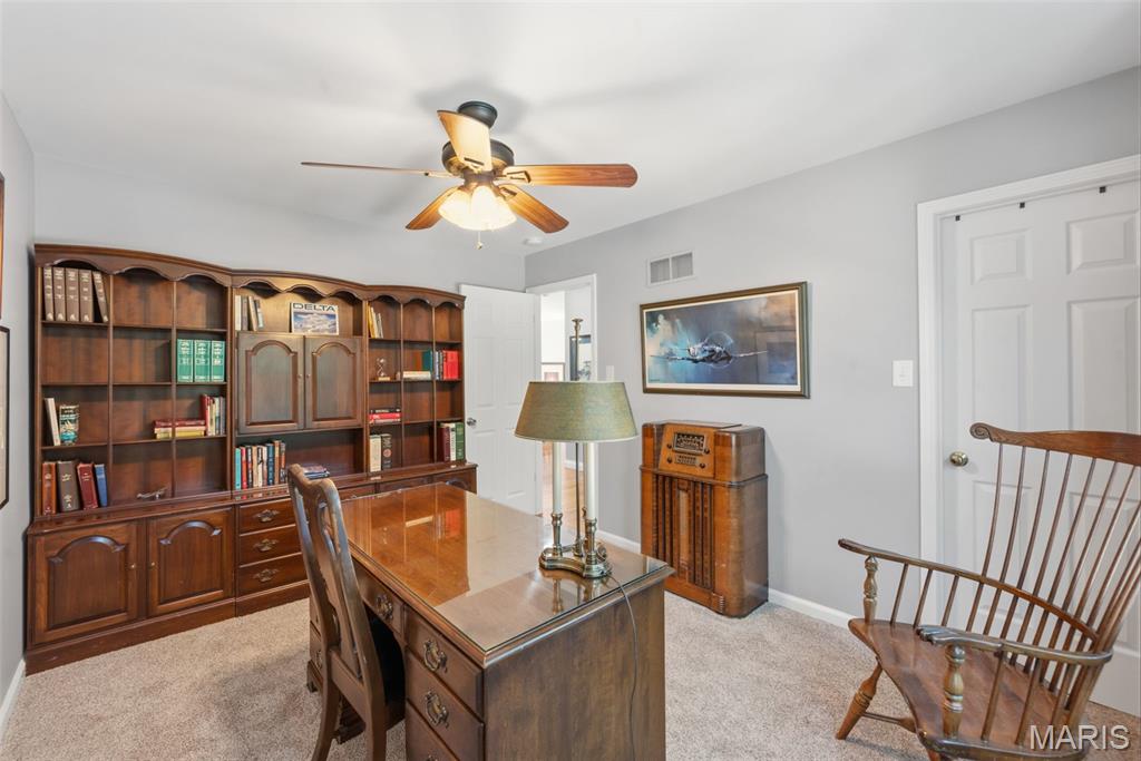329 Gateford Drive Ballwin, MO 63021 - Photo 27 of 41