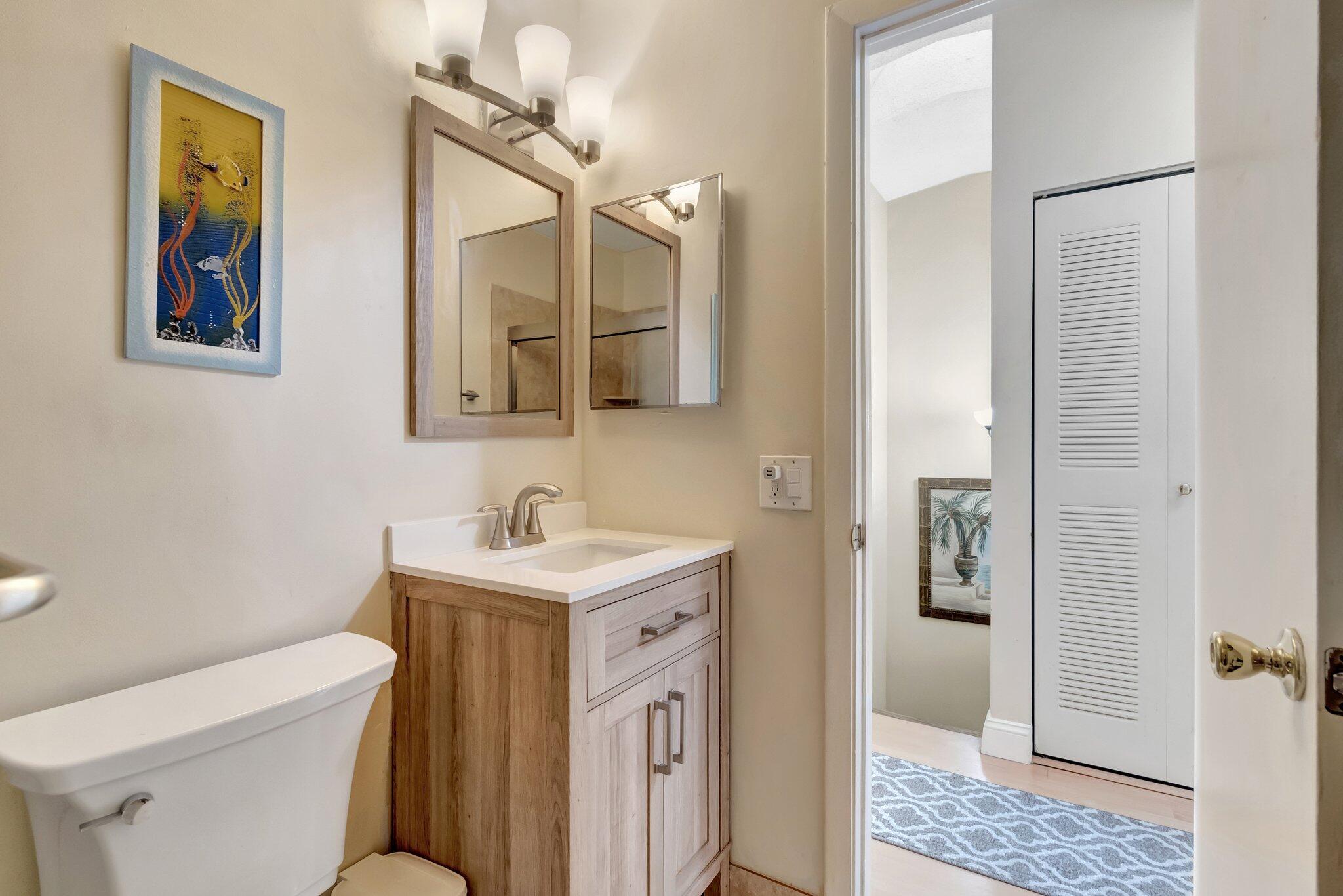 23359 Southwest 55th Way, Unit G Boca Raton, FL 33433 - Photo 27 of 63 2nd Bathroom