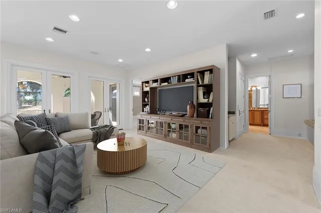 $5,700,000 | 28790 Blaisdell Drive, Naples, FL 34119