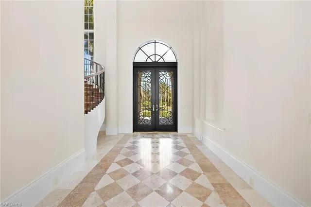 $5,700,000 | 28790 Blaisdell Drive, Naples, FL 34119