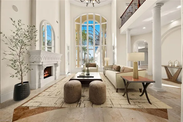 $5,700,000 | 28790 Blaisdell Drive, Naples, FL 34119