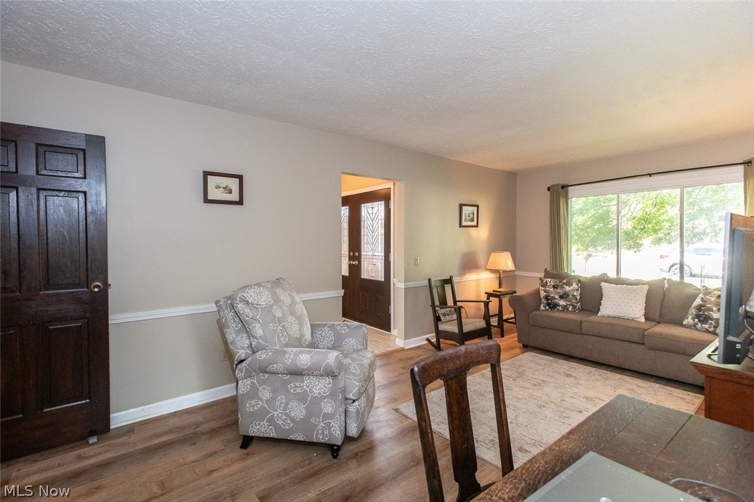 12221 Windcliff Road Strongsville, OH 44136 - Photo 7 of 33 Gallery Image 7