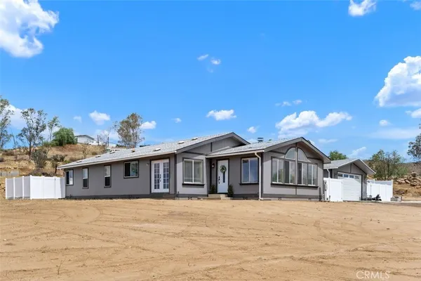 $599,000 | 41981 Ave Abril, Hemet, CA 92544