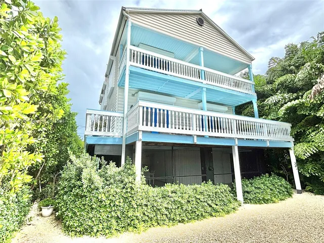 $1,500,000 | 155 Airstream Lane, Tavernier, FL 33070