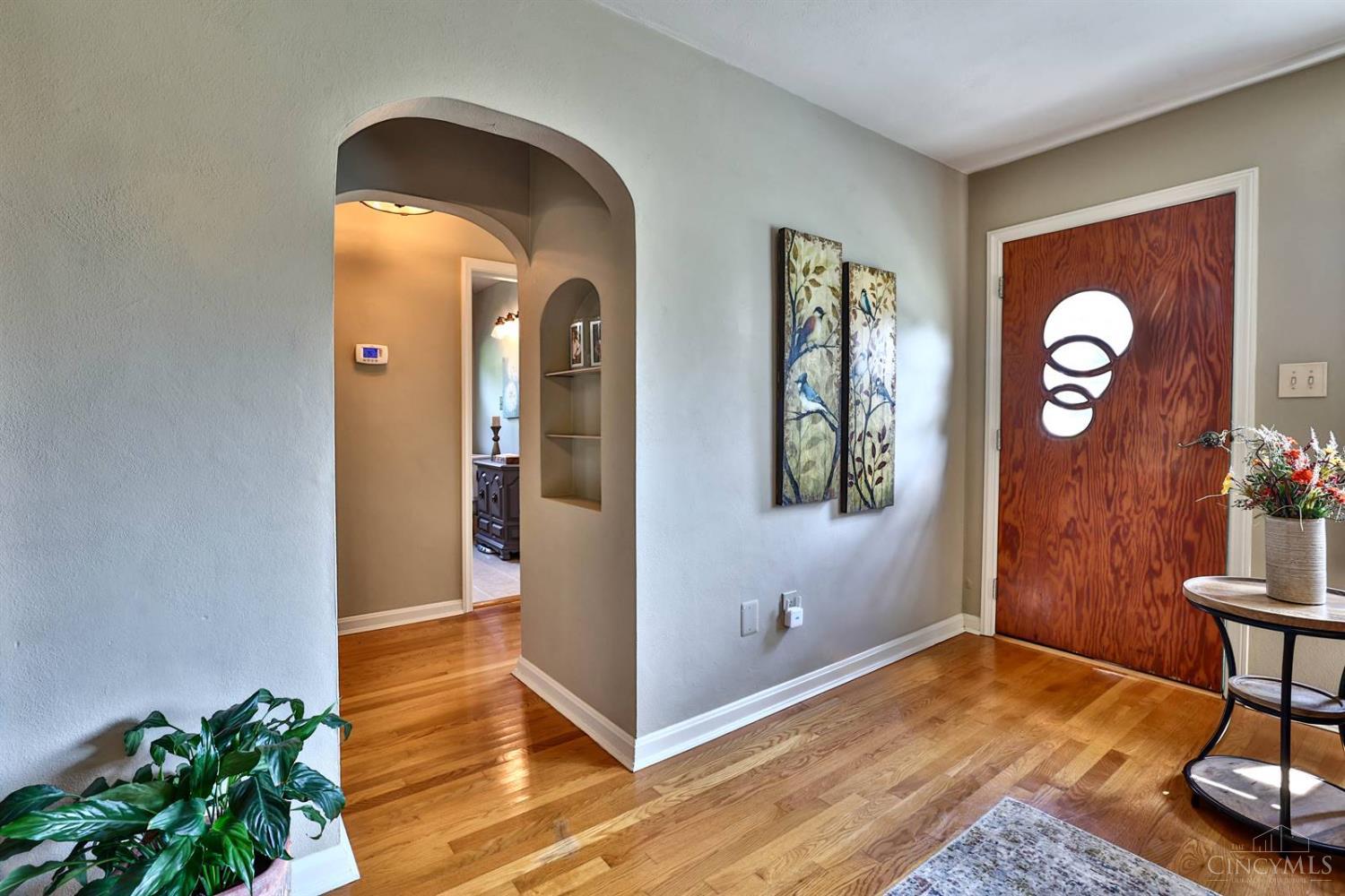 981 Asbury Road Cincinnati, OH 45255 - Photo 6 of 44 Gallery Image 6
