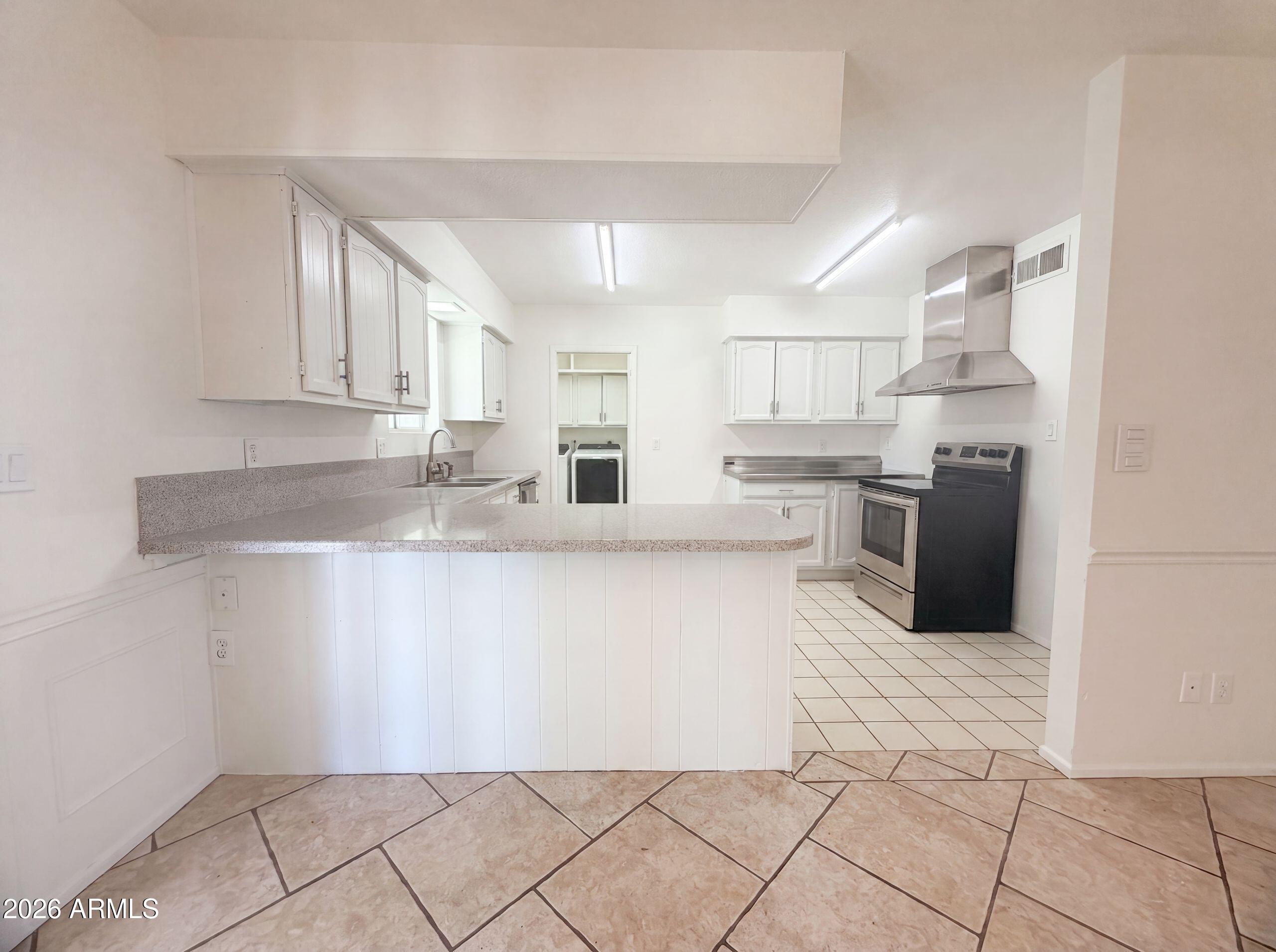 7519 East Ed Rice Avenue Mesa, AZ 85208 - Photo 6 of 17 listing_5