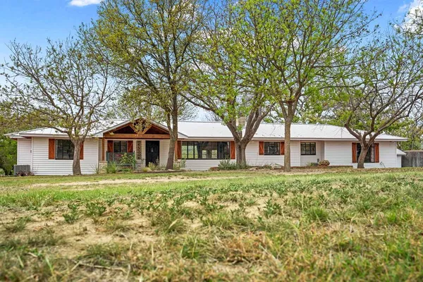 $504,000 | 1094 Harper Road, Kerrville, TX 78028