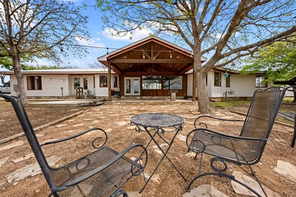 $504,000 | 1094 Harper Road, Kerrville, TX 78028