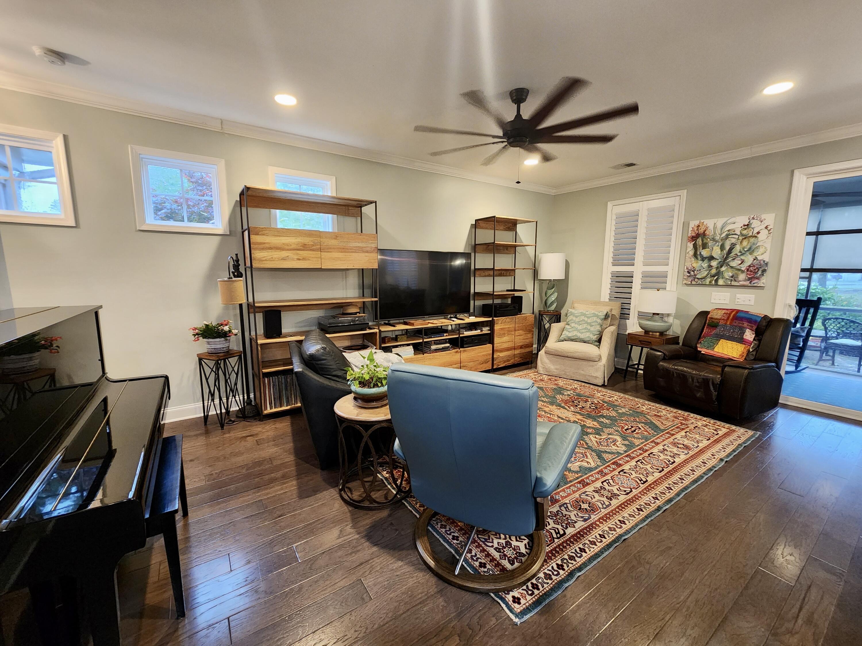 2171 Oyster Reef Lane Mount Pleasant, SC 29466 - Photo 3 of 31 20221110_114317