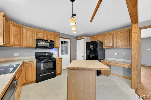 $265,000 | 505 Blumhoff Avenue, Wentzville, MO 63385