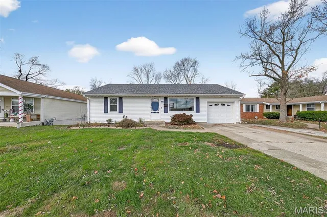 $265,000 | 505 Blumhoff Avenue, Wentzville, MO 63385