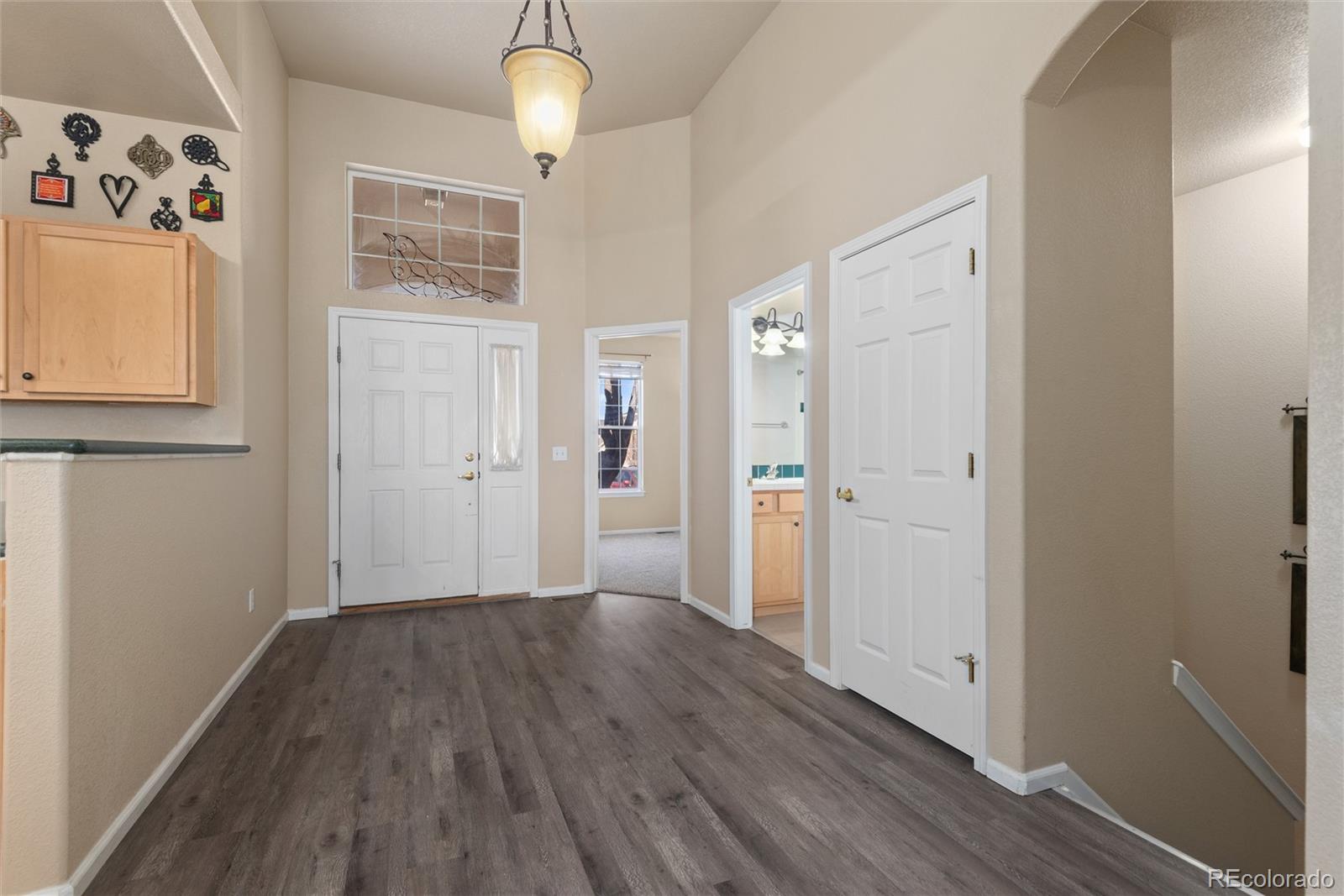 6686 South Reed Way, Unit B Littleton, CO 80123 - Photo 6 of 48 Gallery Image 6