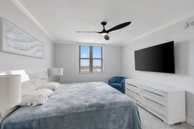 $699,900 | 651 Okeechobee Boulevard, Unit 901, West Palm Beach, FL 33401