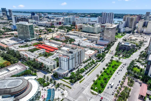 $699,900 | 651 Okeechobee Boulevard, Unit 901, West Palm Beach, FL 33401