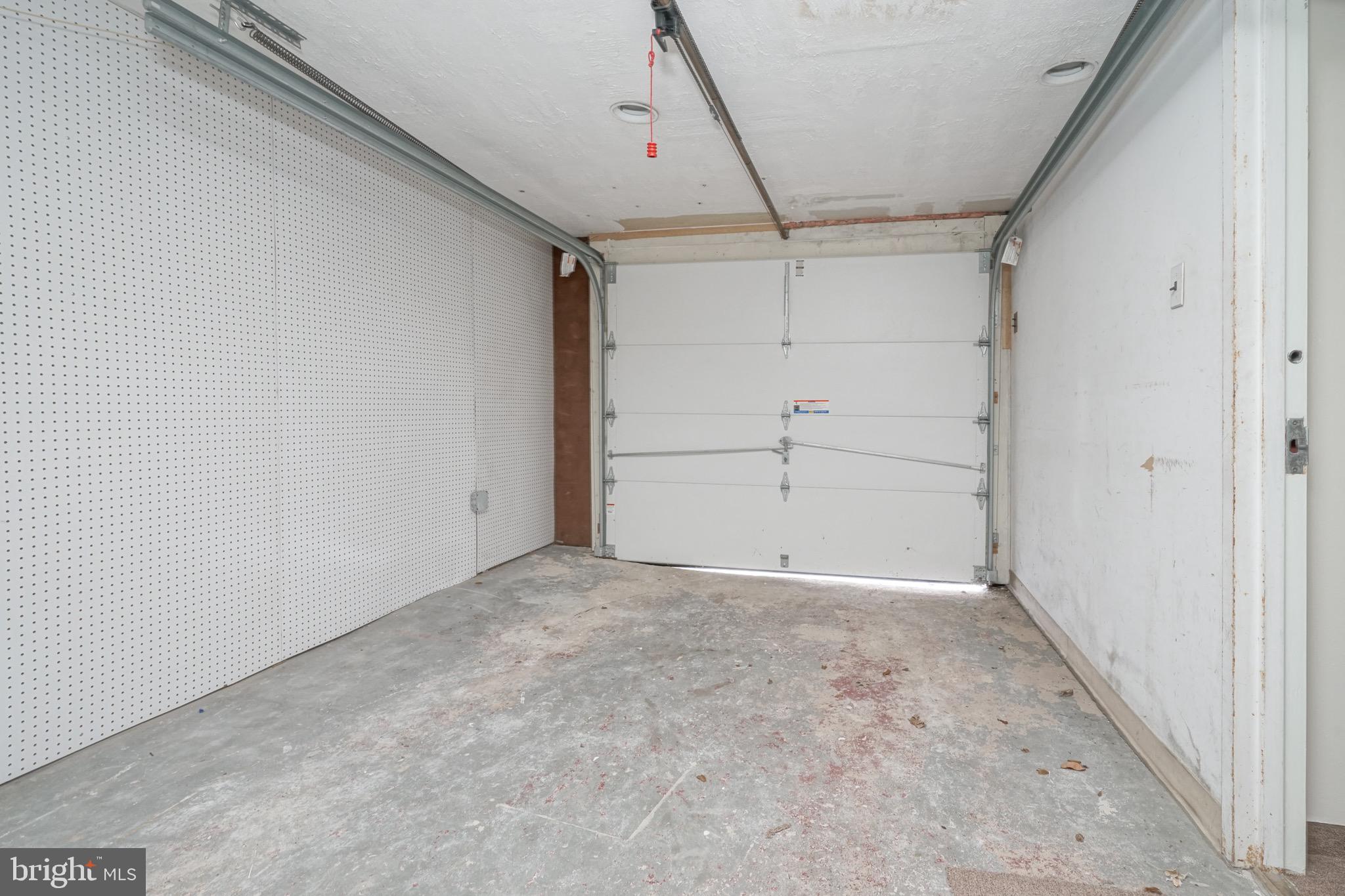 676 Renz Street Philadelphia, PA 19128 - Photo 32 of 36 One Car Garage