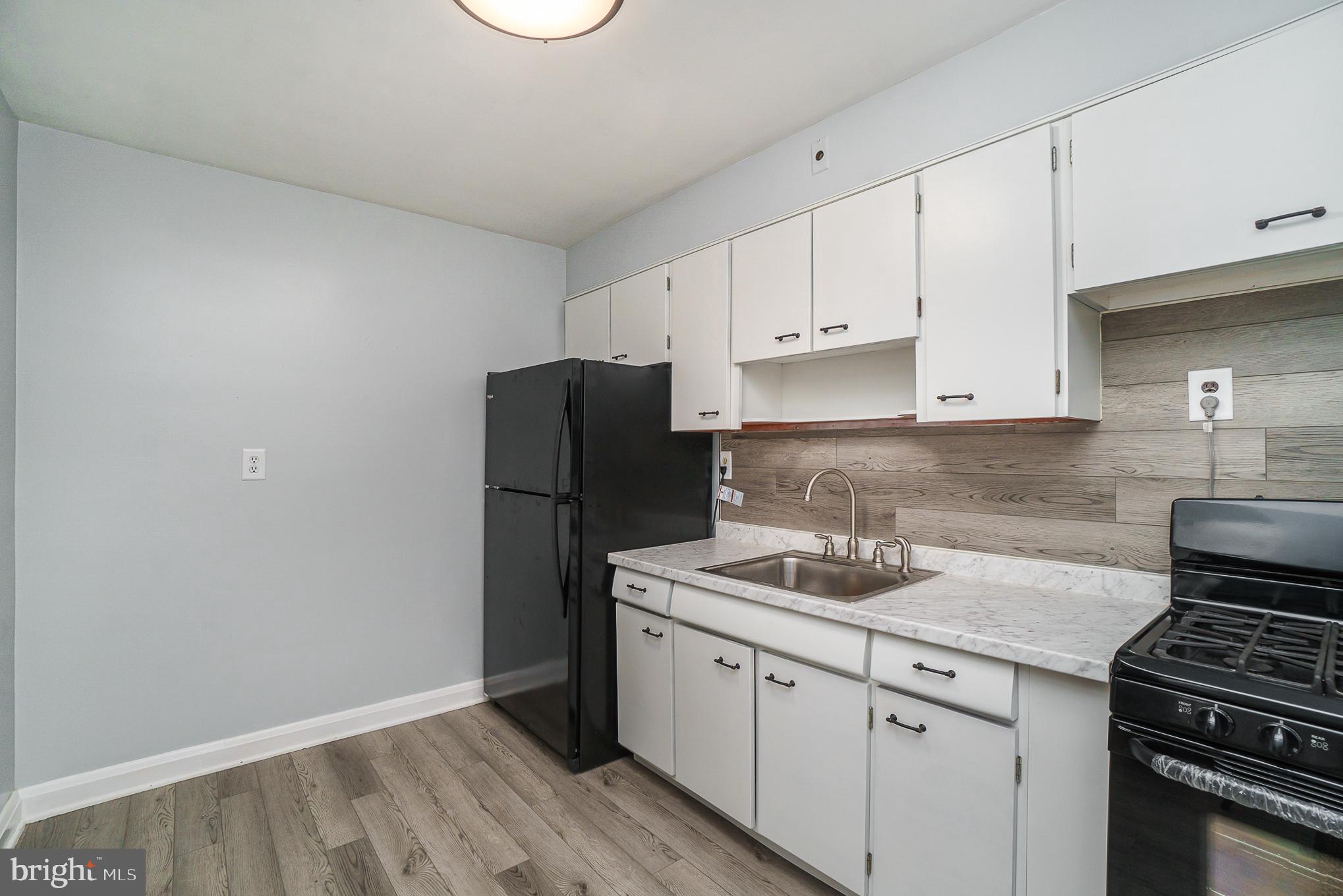 1905 Hillcrest Road Baltimore, MD 21207 - Photo 13 of 26 Kitchen