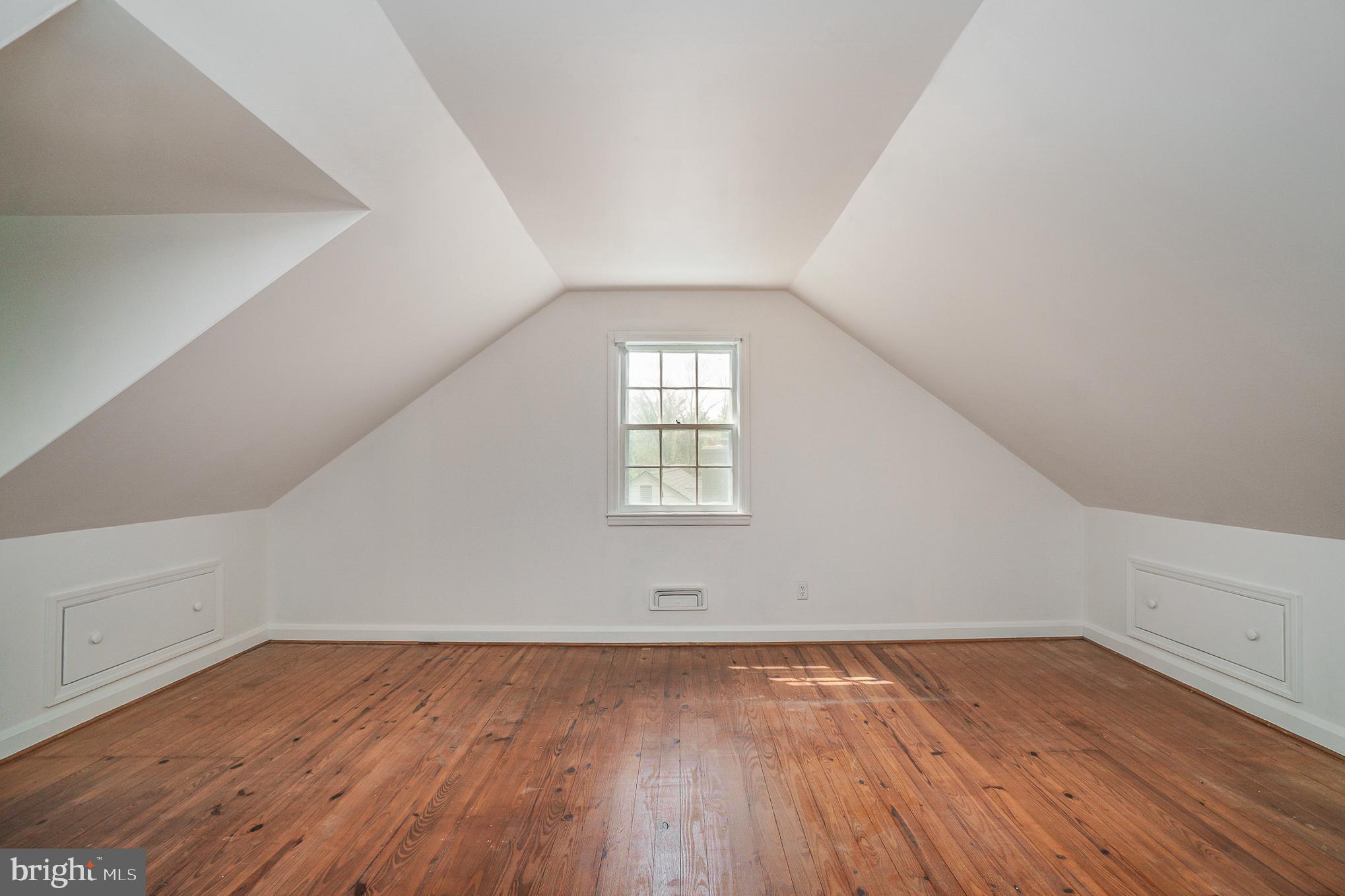 1905 Hillcrest Road Baltimore, MD 21207 - Photo 22 of 26 Bedroom #4 - on upper llevel