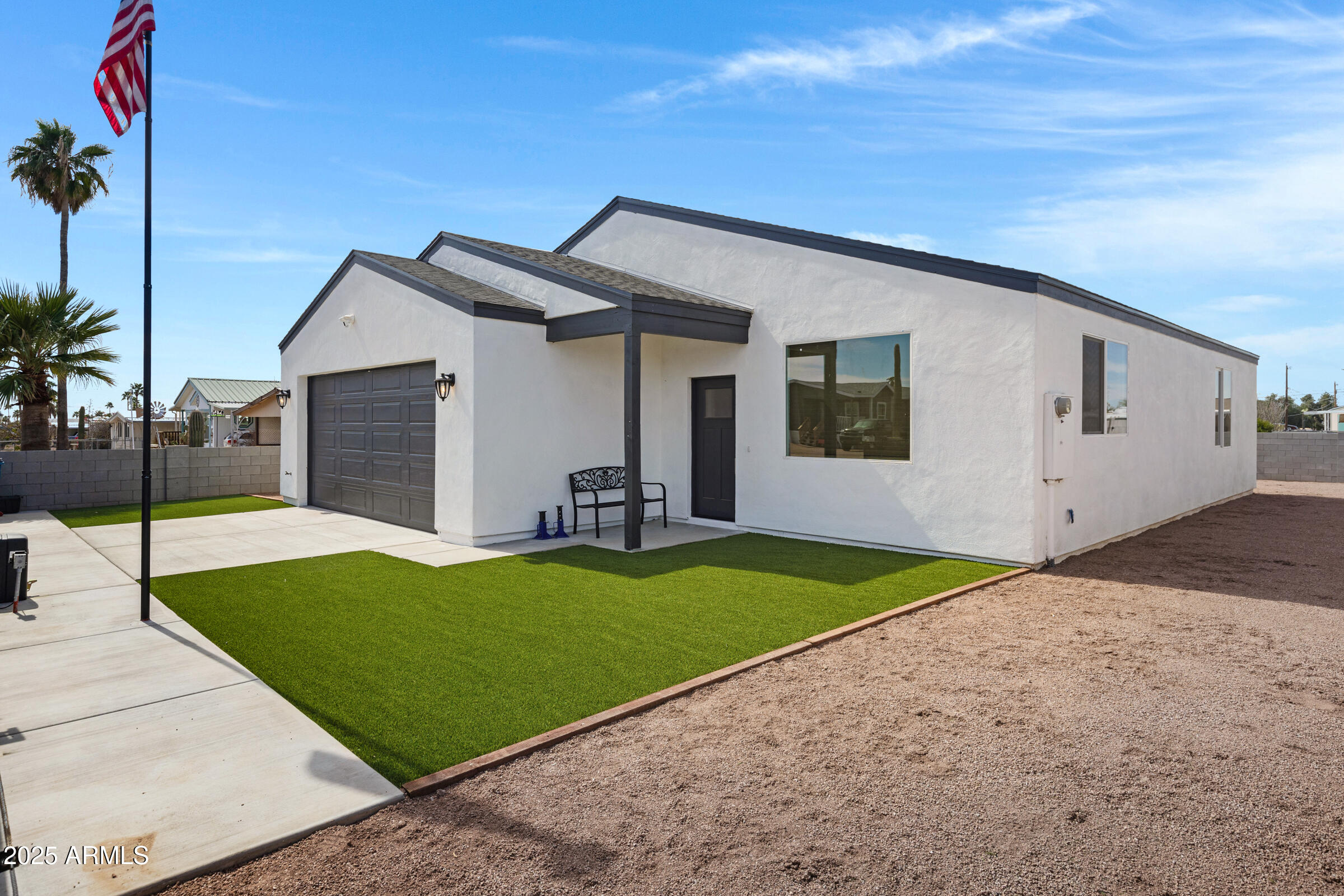 2250 South Descanso Road Apache Junction, AZ 85119 - Photo 4 of 27 2250 S Descanso Rd-4