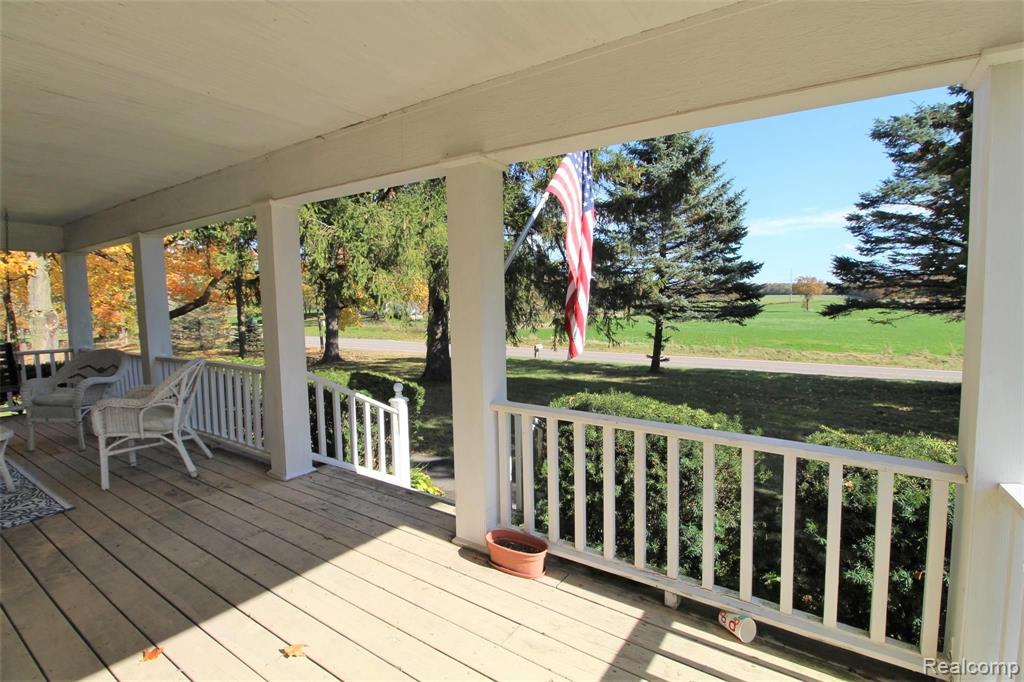 1242 Clark Road Lapeer, MI 48446 - Photo 5 of 94