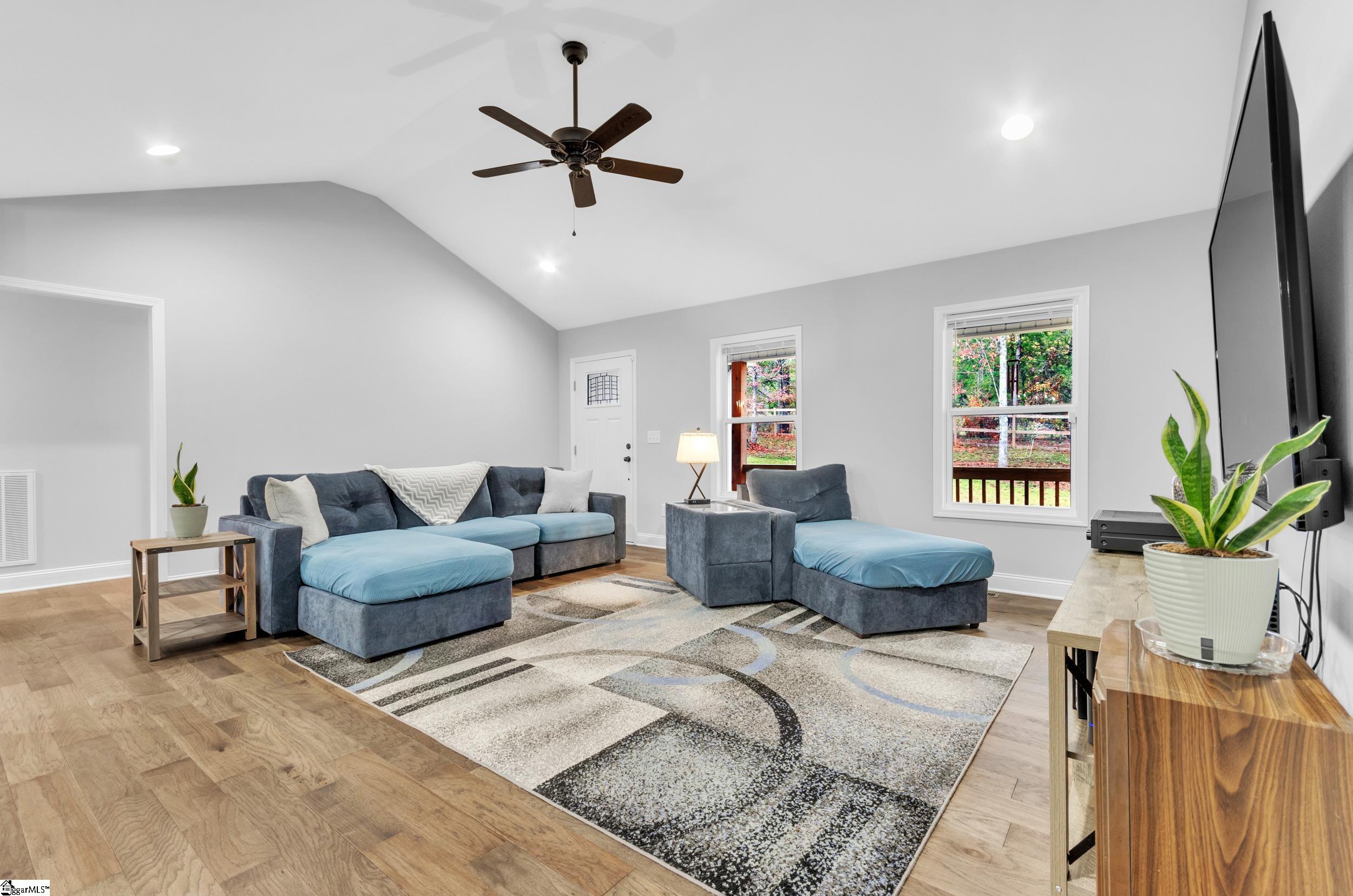 105 Terrapin Crossing Road Pickens, SC 29671 - Photo 6 of 18