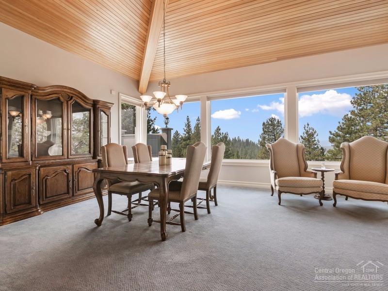 17940 Mountain View Road Sisters, OR 97759 - Photo 8 of 23 Gallery Image 8