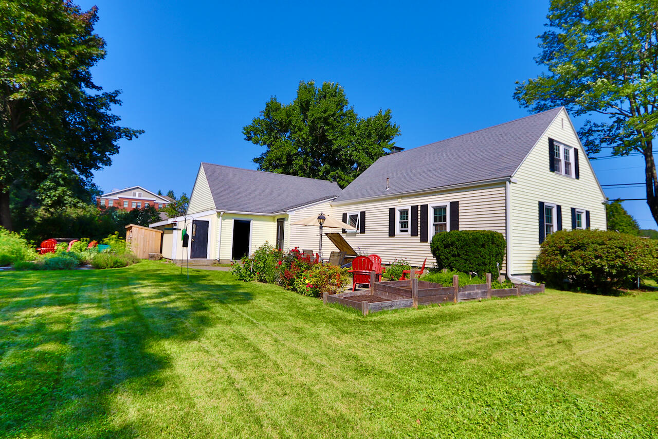 358 Tuttle Road Cumberland, ME 04021 - Photo 31 of 46 358 Tuttle Rd, Cumberland - 14 of 55