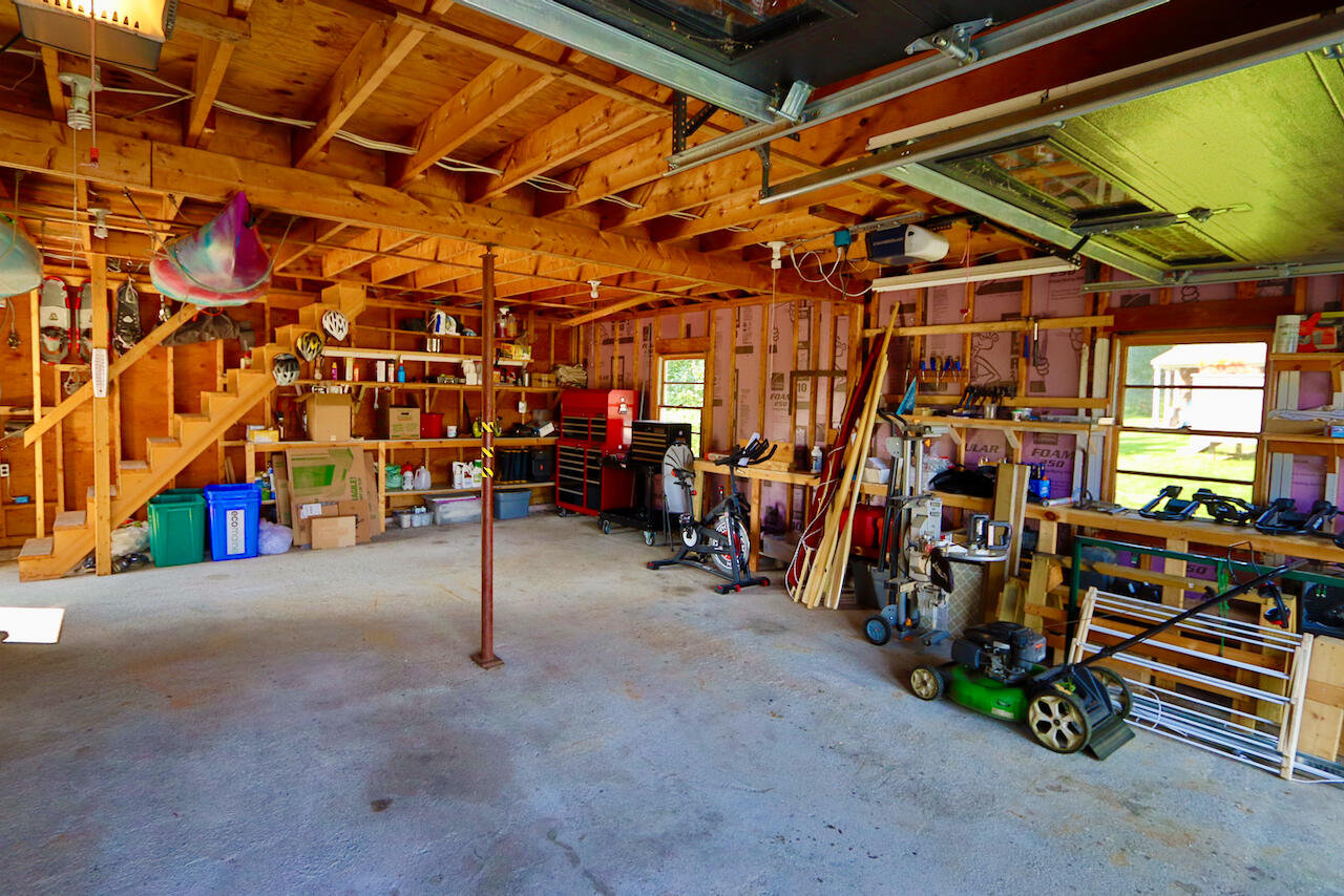 358 Tuttle Road Cumberland, ME 04021 - Photo 36 of 46 358 Tuttle Rd, Cumberland - 18 of 55