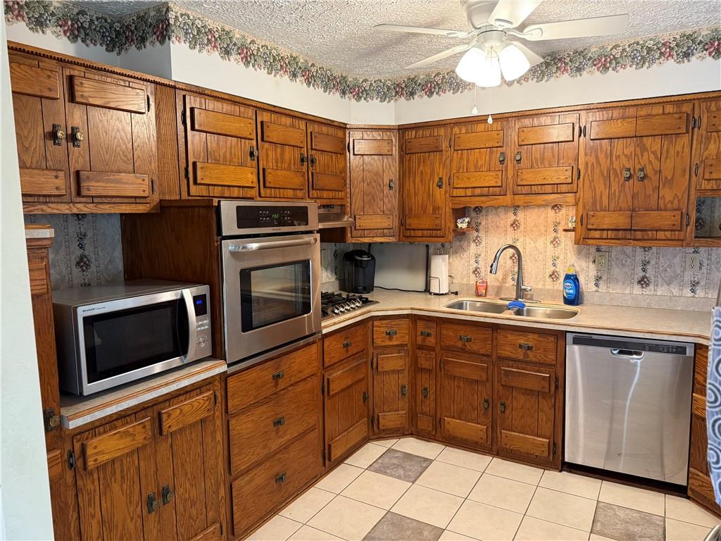 660 Swamp Road Clymer, PA 15728 - Photo 2 of 35