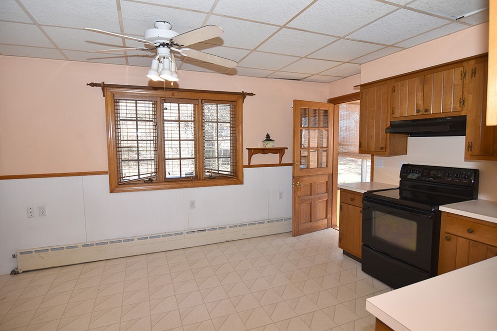 3 Naples Road Worcester, MA 01606 - Photo 4 of 25
