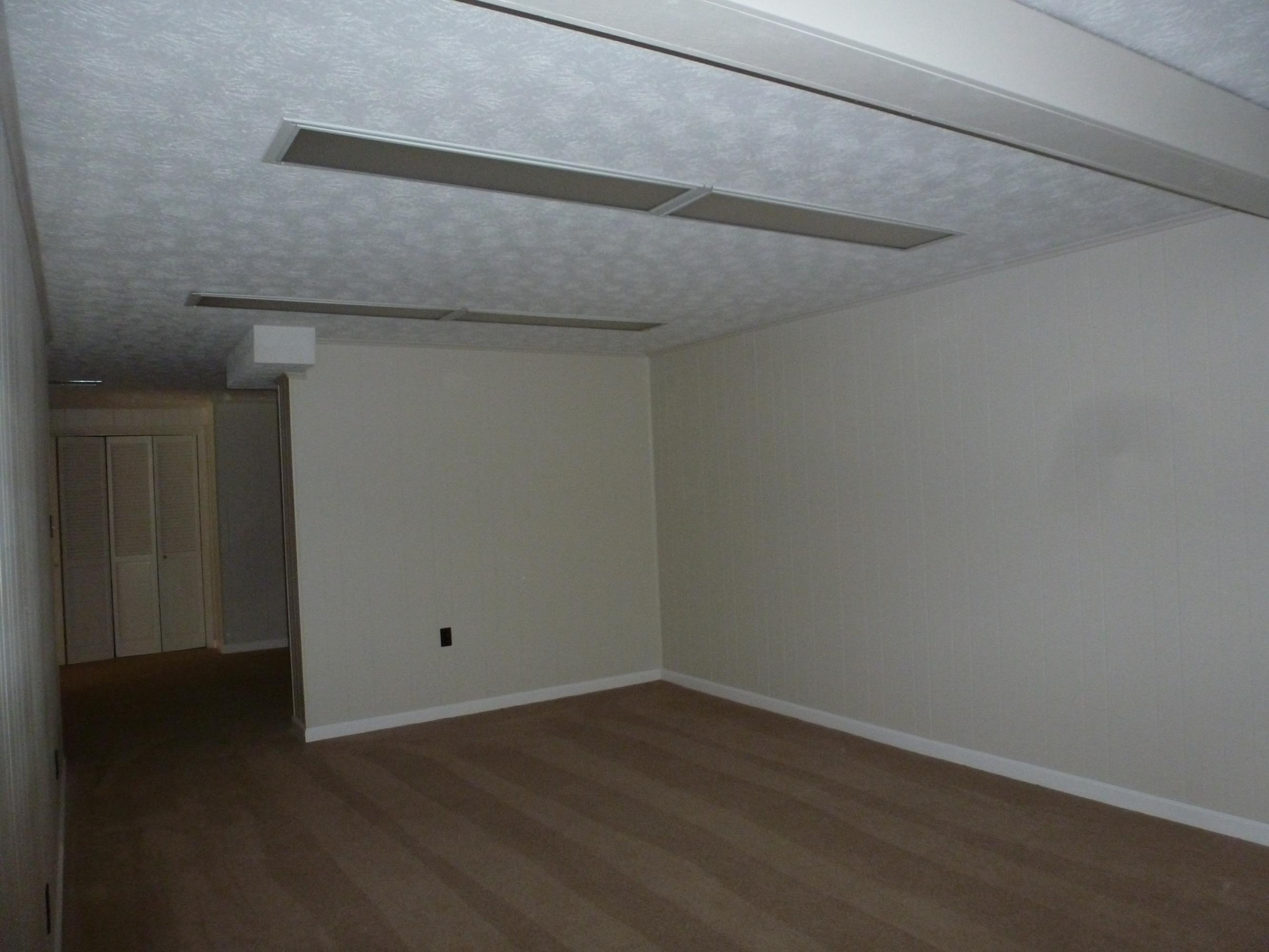 104 Baker Lane Oak Ridge, TN 37830 - Photo 13 of 23 P1020592
