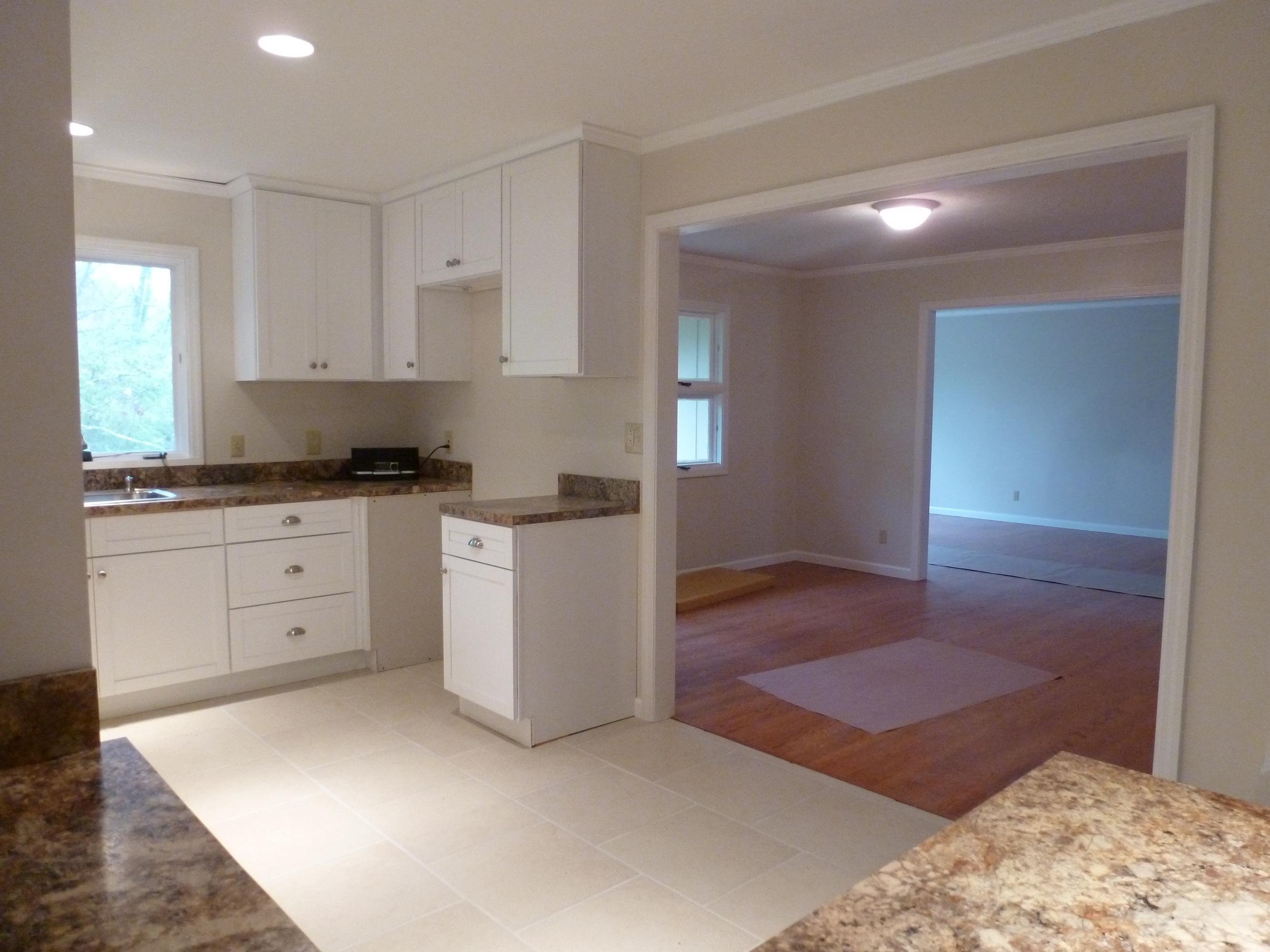 104 Baker Lane Oak Ridge, TN 37830 - Photo 6 of 23 Kitchen into Dining Room toward Main Li