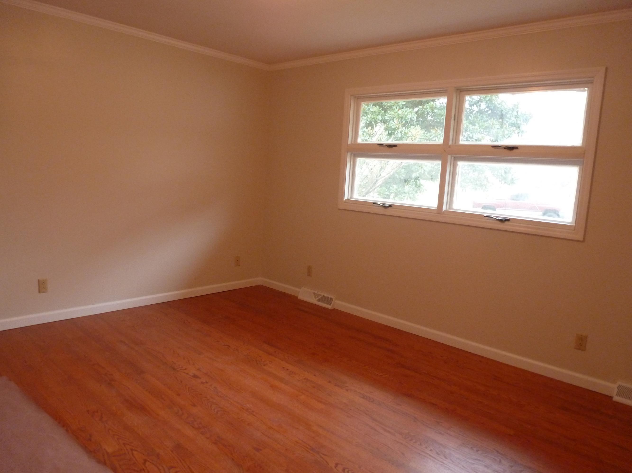 104 Baker Lane Oak Ridge, TN 37830 - Photo 10 of 23 BR2- additional modem wiring