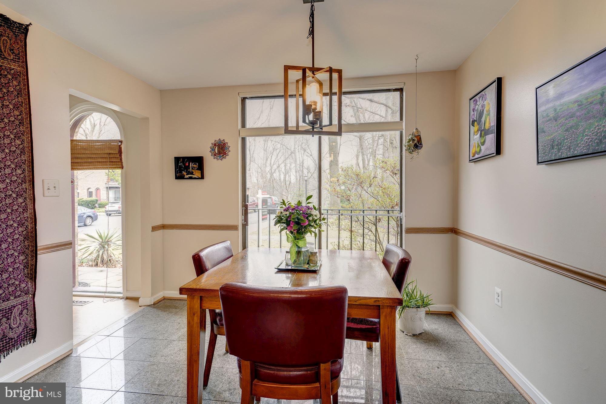 8082 Inverness Ridge Road Potomac, MD 20854 - Photo 13 of 31 Breakfast Nook