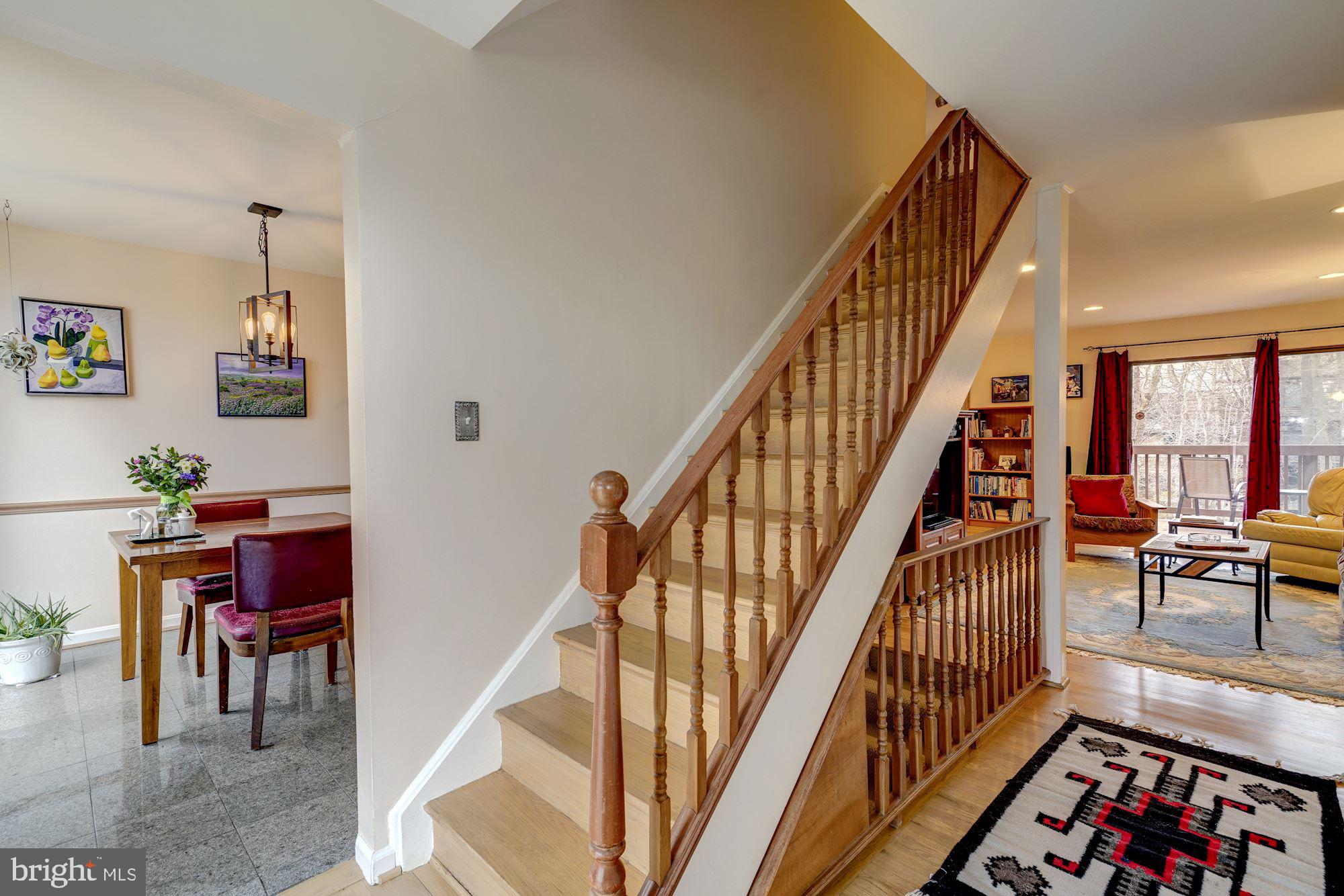 8082 Inverness Ridge Road Potomac, MD 20854 - Photo 3 of 31 Welcome Home!