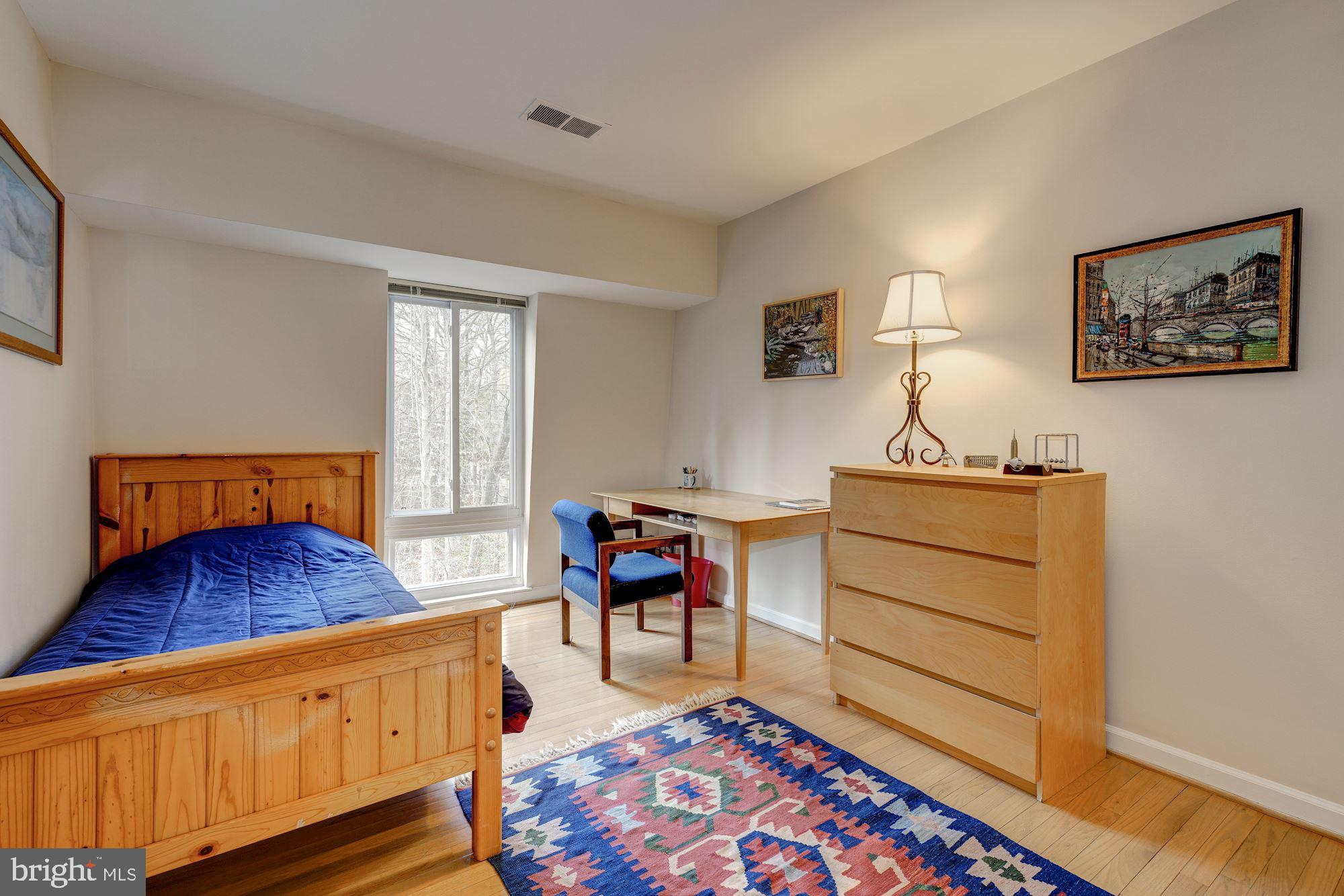 8082 Inverness Ridge Road Potomac, MD 20854 - Photo 22 of 31 Bedroom 3