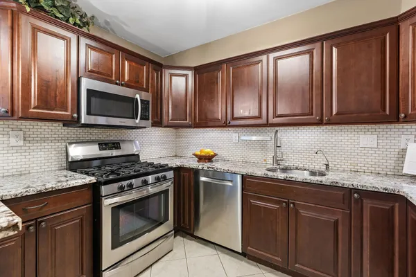 $1,199,000 | 412 Washington Street, Unit 1B, Hoboken, NJ 07030