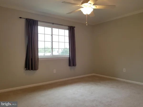 $1,300 | 1543 Colonial Drive, Unit 201, Woodbridge, VA 22192