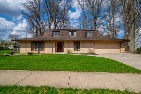 $260,000 | 6009 Countess Drive, Fort Wayne, IN 46815