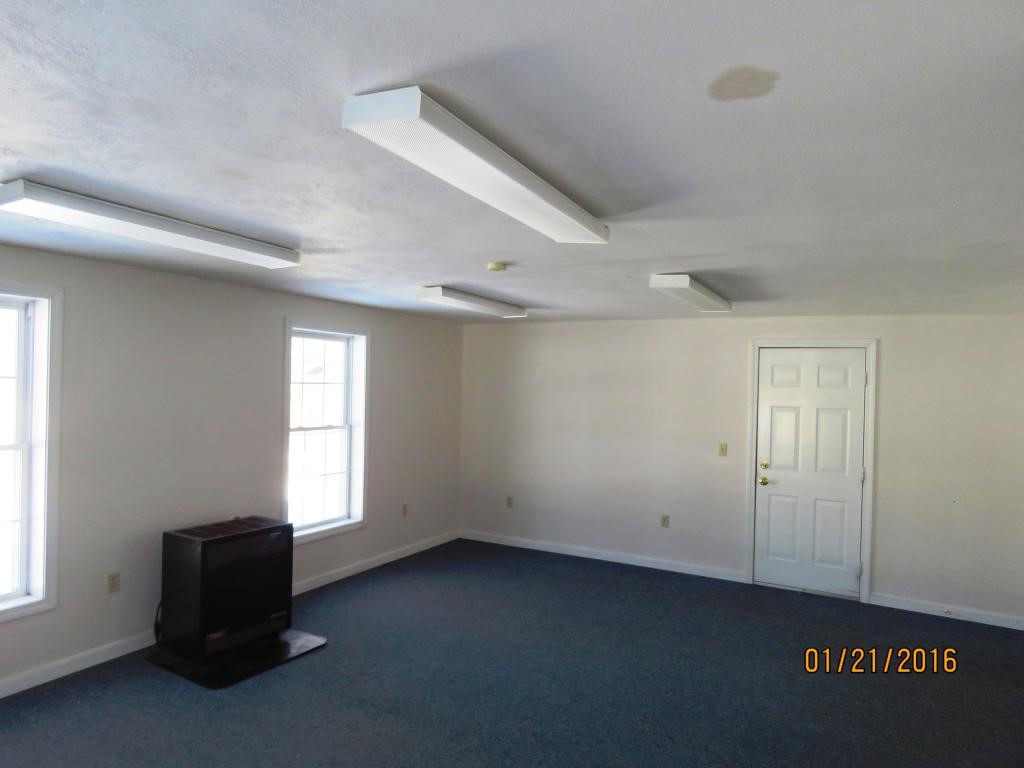 2 Canterbury Road Chichester, NH 03258 - Photo 7 of 23